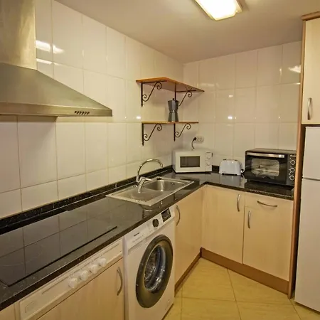 Apartment Bajo Con Terraza Y Jardin Privado Pet Friendly Albert *