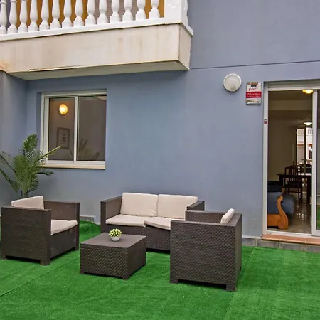 Bajo Con Terraza Y Jardin Privado Pet Friendly Albert Apartment
